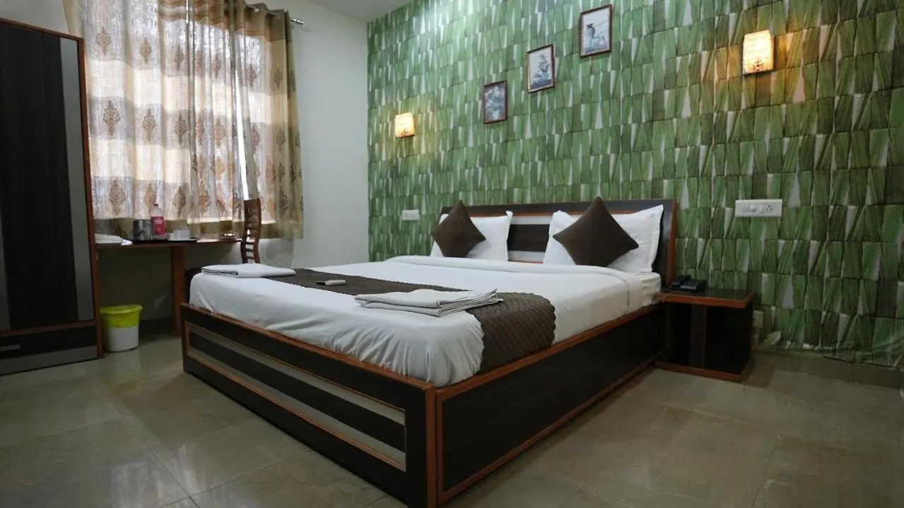 Rk Residency Hotel Zirakpur